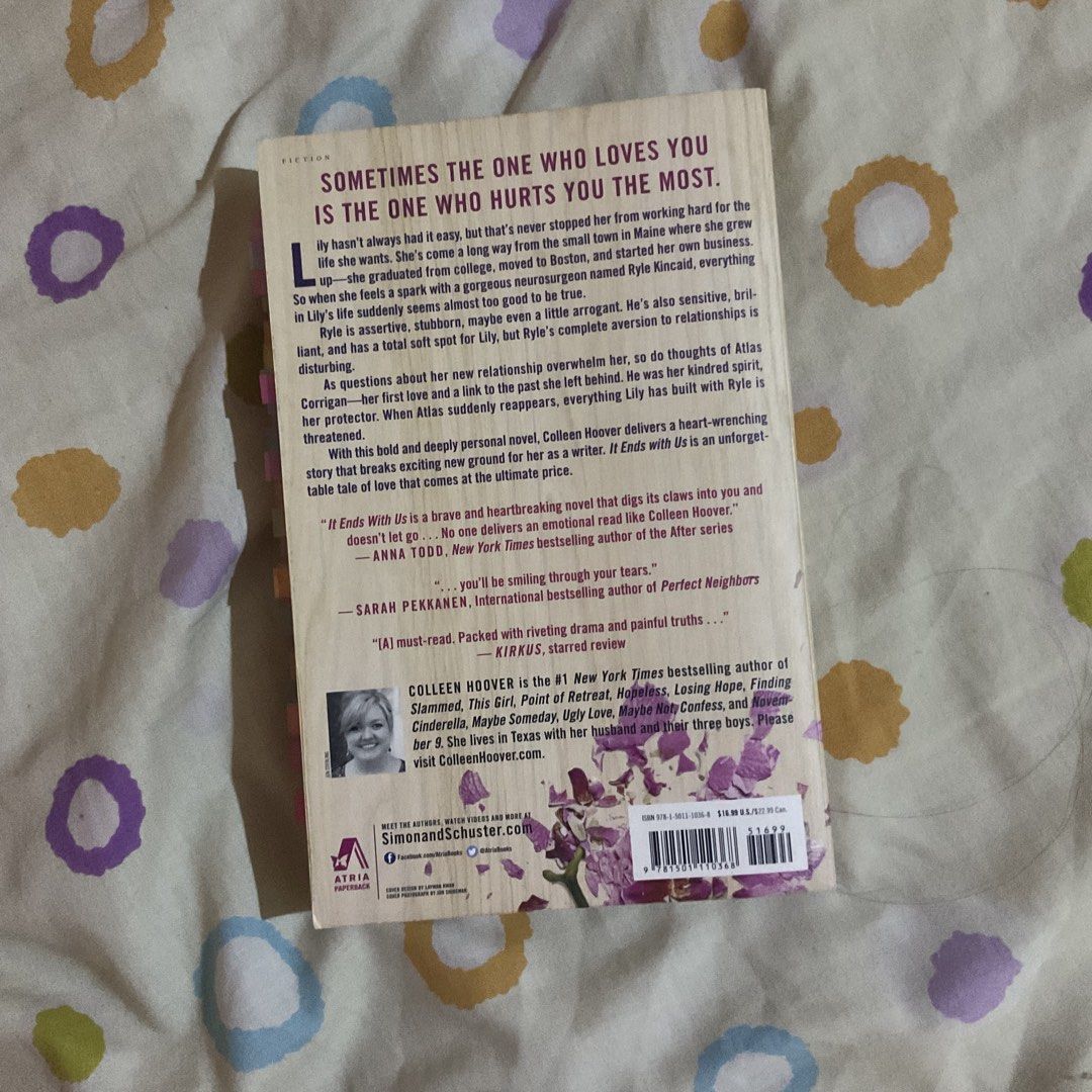 IT ENDS WITH US by Colleen Hoover (Category: Storybooks) located in Rizal. Submitted by jasmeng111402 (Listing ID 1465950985, Image 2). Description: .