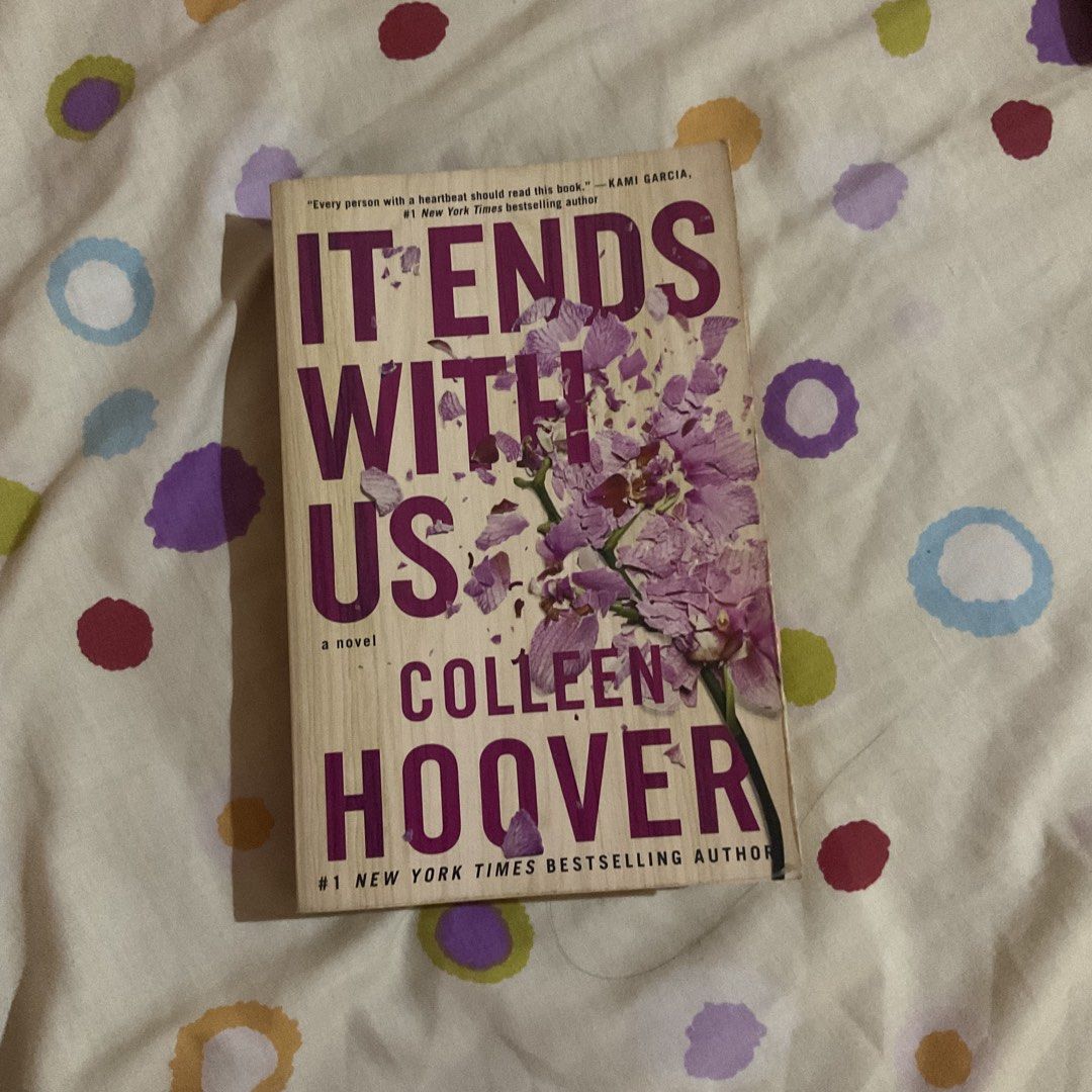 IT ENDS WITH US by Colleen Hoover (Category: Storybooks) located in Rizal. Submitted by jasmeng111402 (Listing ID 1465950985, Image 1). Description: .