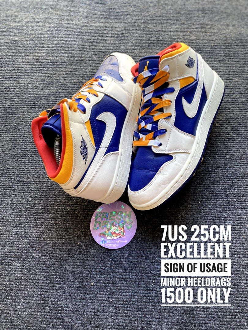 J1 mis low royal blue/ laser oranger (Category: Sneakers) located in Dumaguete. Submitted by freshdropsph (Listing ID 1465914528, Image 1). Description: LOCATION : NEGROS ORIENTAL Can ship nationwide Gcash payment No cod/cop Please check my reviews for assurance Unli vouch Negotiable .
