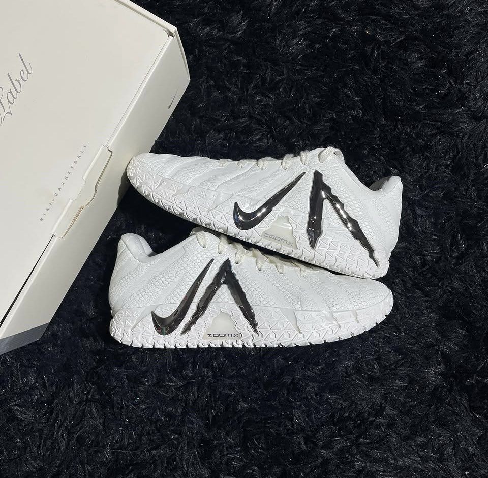 Ja 3 White label (Category: Sneakers) located in Manila. Submitted by 21st.cop (Listing ID 1465911539, Image 1). Description: Ja 3 White label •Size: 9 US Men •Worn once •Php: 6,995 firm.