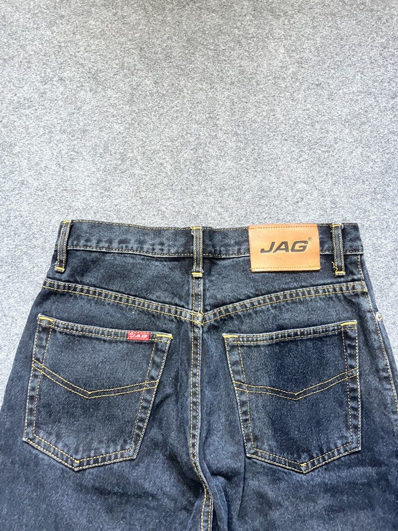 JAG denim short (Category: Tshirts & Polo Shirts ) located in Lapu Lapu. Submitted by jhonrener41426 (Listing ID 1464771842, Image 3). Description: Size 30 Length-21 Leg opening-11.5 Excellent condition Color rate 9.5/10 Authentic Issue none .