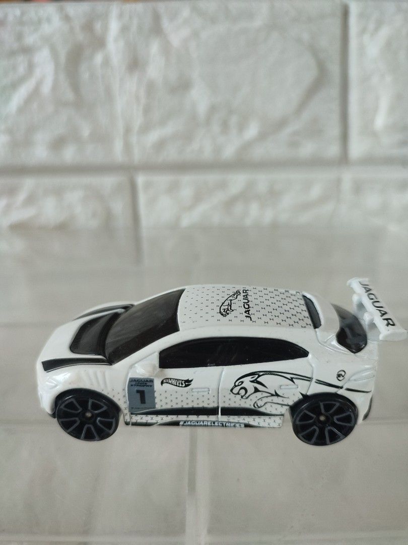 Jaguar i-pace etrophy loose hotwheels (Category: Vehicle & Diecast Models) located in Narvacan. Submitted by jigger85 (Listing ID 1465772559, Image 1). Description: mint condition bought in UK loc. ilocos sur can ship thru JNT or LBC.