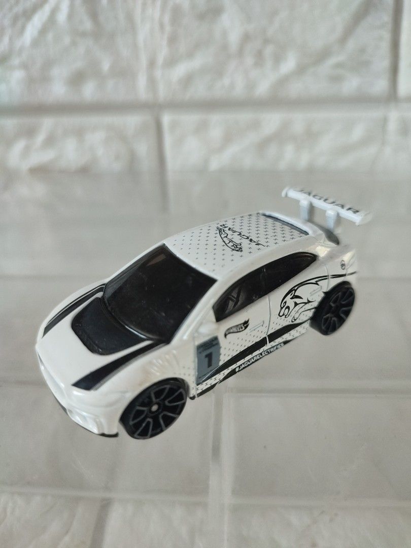 Jaguar i-pace etrophy loose hotwheels (Category: Vehicle & Diecast Models) located in Narvacan. Submitted by jigger85 (Listing ID 1465772559, Image 2). Description: mint condition bought in UK loc. ilocos sur can ship thru JNT or LBC.