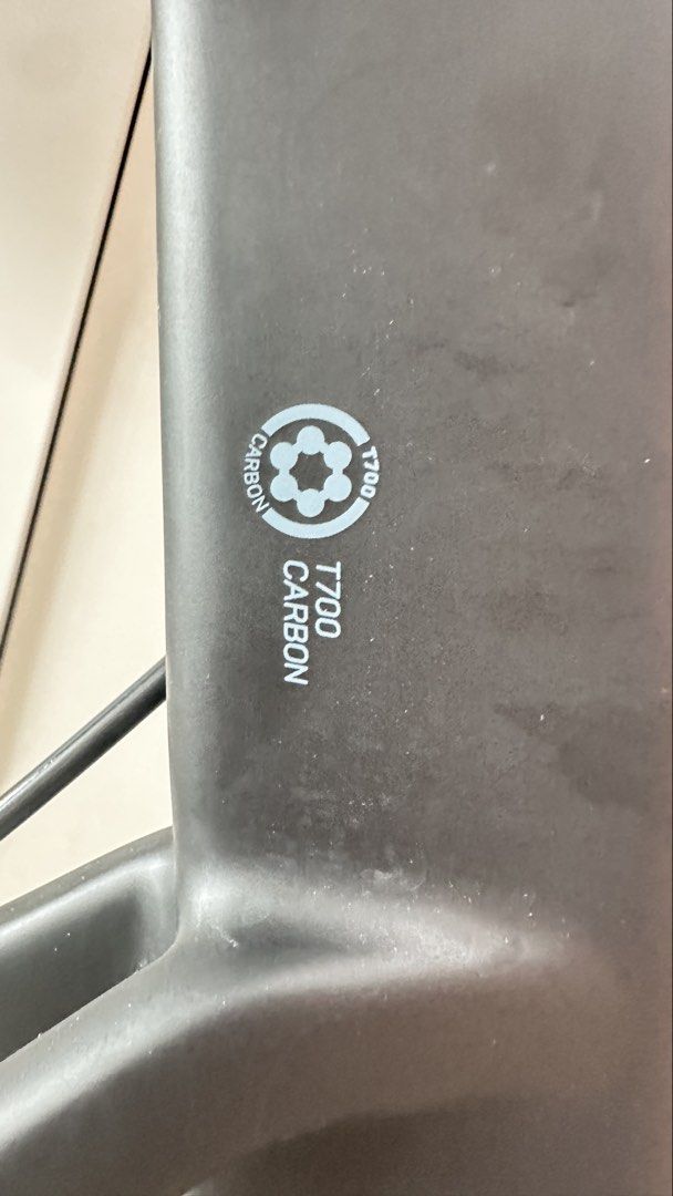 Java CL T700 Carbon Frameset only (Category: Bicycles) located in Singapore. Submitted by woomc (Listing ID 1465772103, Image 2). Description: Selling only the Frameset: stem, carbon fork, carbon frame, seatpost plus skewer. Will come with the bb (dub)..