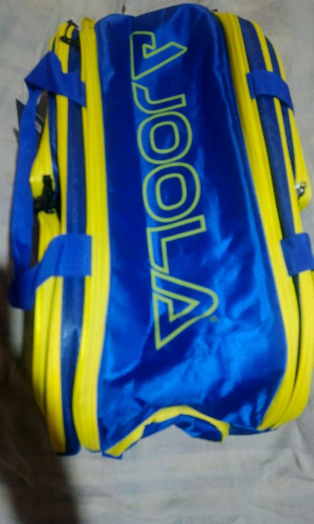 Joola tour elite pickleball bag original (Category: Backpacks) located in Manila. Submitted by jzenroz (Listing ID 1465762527, Image 2). Description: For sale original bag Used only twice Good S bew Medyo nalalakihan lang Joola tour elite pickleball bag 3,500 pesos only Fixed mura na yan Original price nasa pics na Bentang tropa na lang Can fit 4 paddles Insulated na rin cya Pick up only chua s pavilion dalahican cavite city Mas ok pick up para m