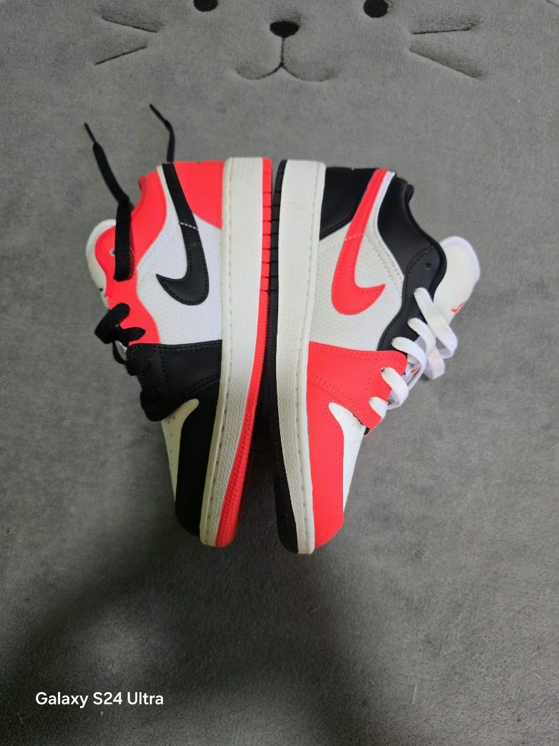 Jordan Shoes (Category: Sneakers) located in Tacurong. Submitted by shann.pallingayan (Listing ID 1465886364, Image 2). Description: .