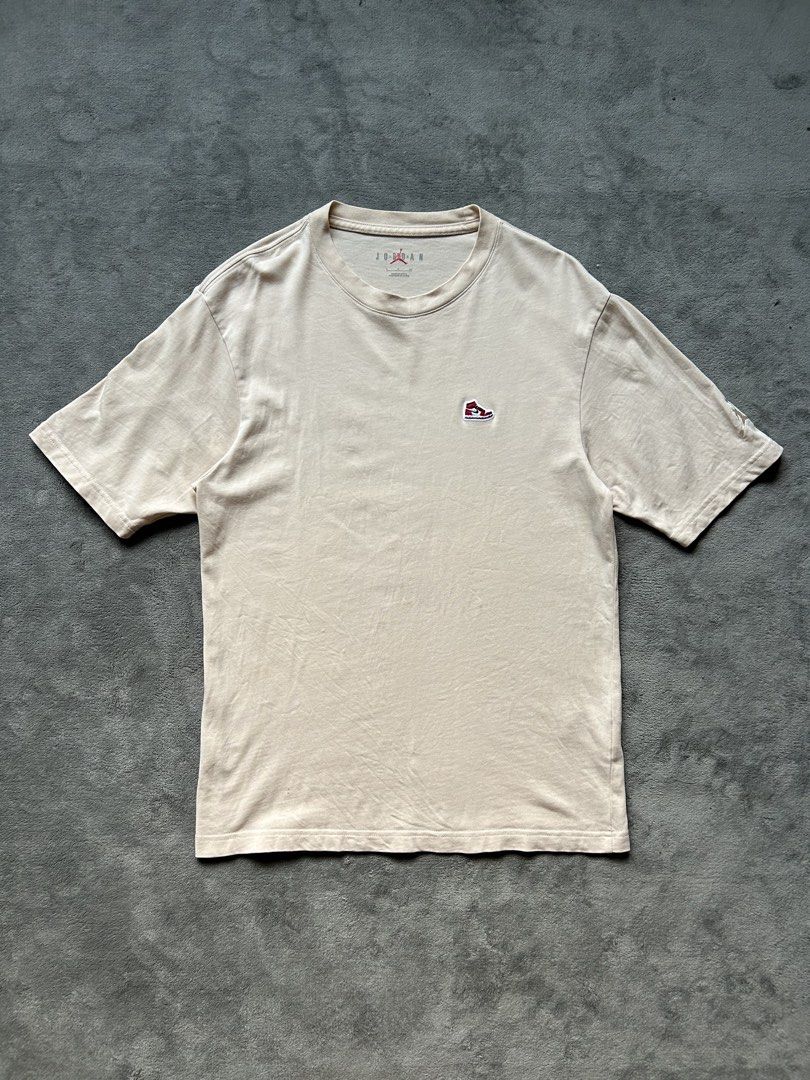 Jordan Sneakers Patch Shirt (Category: Tshirts & Polo Shirts ) located in Manila. Submitted by wenttttt (Listing ID 1465945141, Image 1). Description: 19 x 27 No issue.