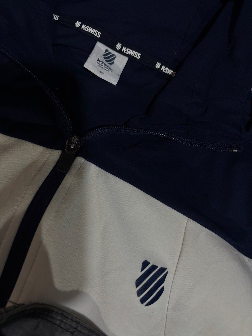K SWISS (Category: Coats, Jackets and Outerwear) located in Lantapan. Submitted by thriftsylz (Listing ID 1465919800, Image 2). Description: Issue: None Dimes: PM me.