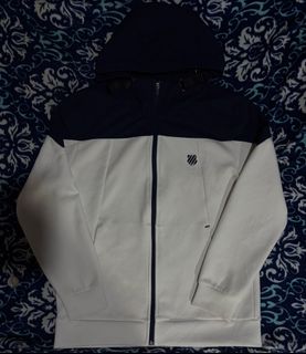 (Category: ) located in . Submitted by thriftsylz (Listing ID 1465919800, Image 1). Description: .