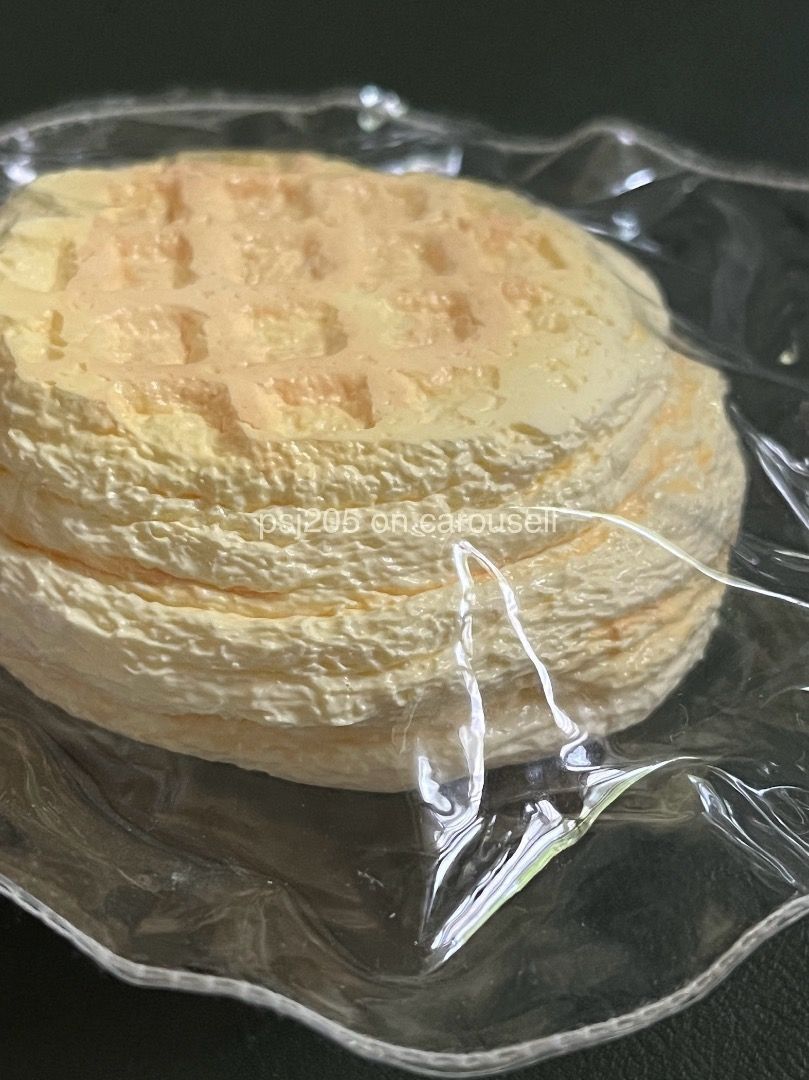Kevin Studio Waffle Squishy Taba Food Premium (Category: Plushies & Soft Toys) located in Bacolod City. Submitted by psj205 (Listing ID 1465877397, Image 2). Description: - Super cute waffle taba squishy from Kevin Studio - premium taba squishy - brand new and in mint condition .
