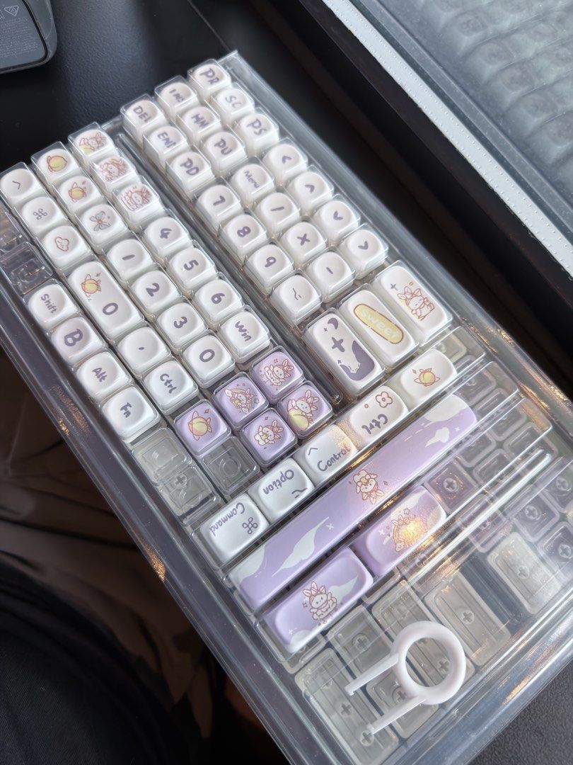 Key Caps for Mechanical Keyboard (Category: Computer Keyboard) located in Quezon City. Submitted by misislee04 (Listing ID 1465873009, Image 3). Description: ⌨️ KEYCAPS FOR SALE! ⌨️ ✨ Mechanical Keyboard Keycaps 📦 With original box 💰 ₱550 only! 📍 Location: Project 8, Quezon City 🛵 Pick-up via Lalamove — buyer’s booking Message me if interested! 💕.