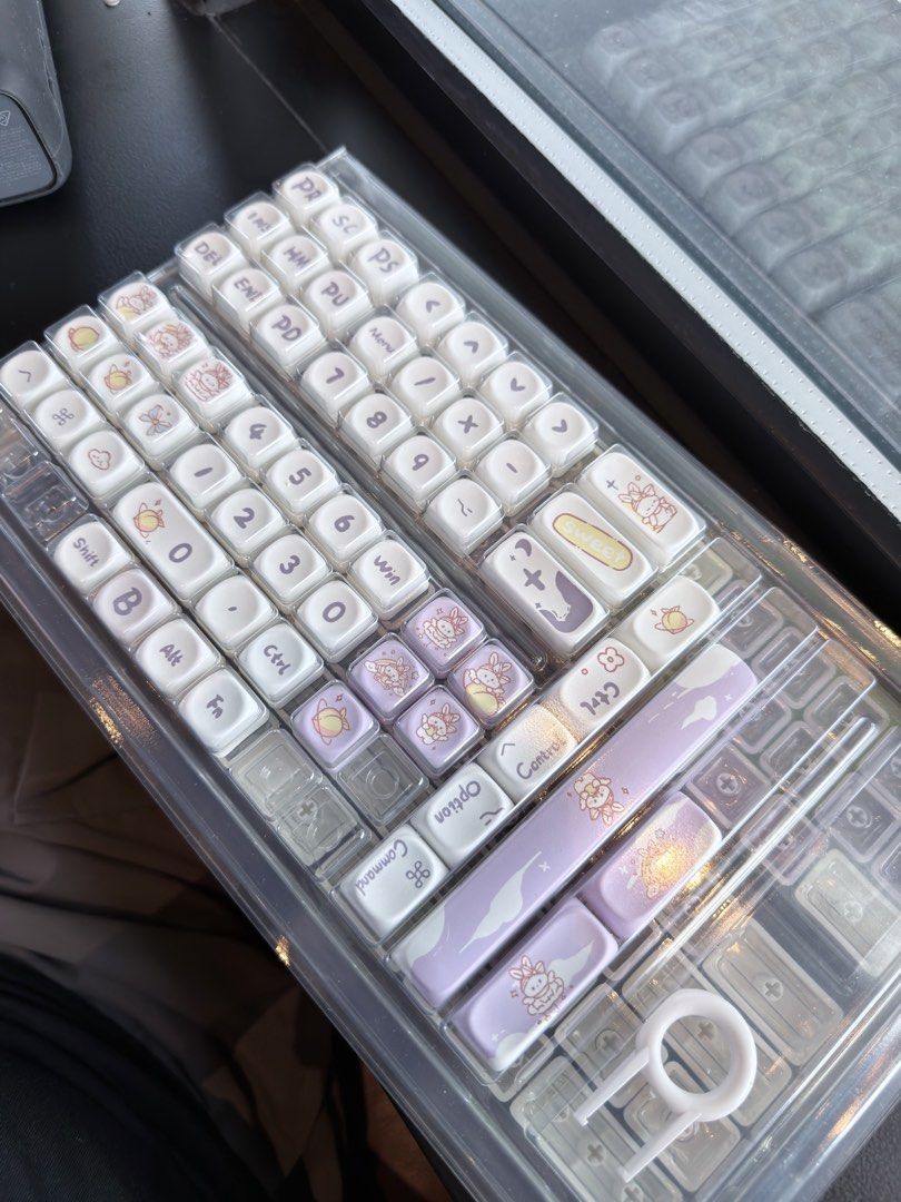 Key Caps for Mechanical Keyboard (Category: Computer Keyboard) located in Quezon City. Submitted by misislee04 (Listing ID 1465873009, Image 1). Description: ⌨️ KEYCAPS FOR SALE! ⌨️ ✨ Mechanical Keyboard Keycaps 📦 With original box 💰 ₱550 only! 📍 Location: Project 8, Quezon City 🛵 Pick-up via Lalamove — buyer’s booking Message me if interested! 💕.