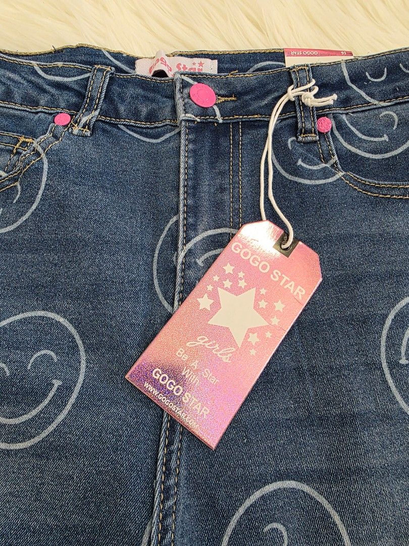 Kids Denim Age 8-10 (Category: Babies & Kids Fashion) located in Quezon City. Submitted by bagsplusmore (Listing ID 1465800519, Image 2). Description: Bnew Authentic Fits Kids 8-10yo Size 16 pick up qc.