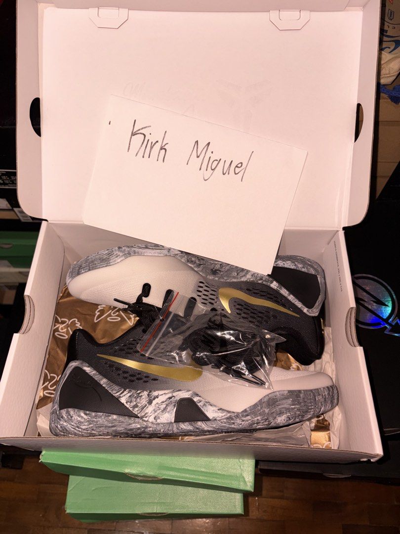 Kobe 9 “mambacita” (Category: Casual Shoes) located in Manila. Submitted by saintkirrkkk (Listing ID 1465870351, Image 2). Description: BNEW with extra laces size 10.5 .