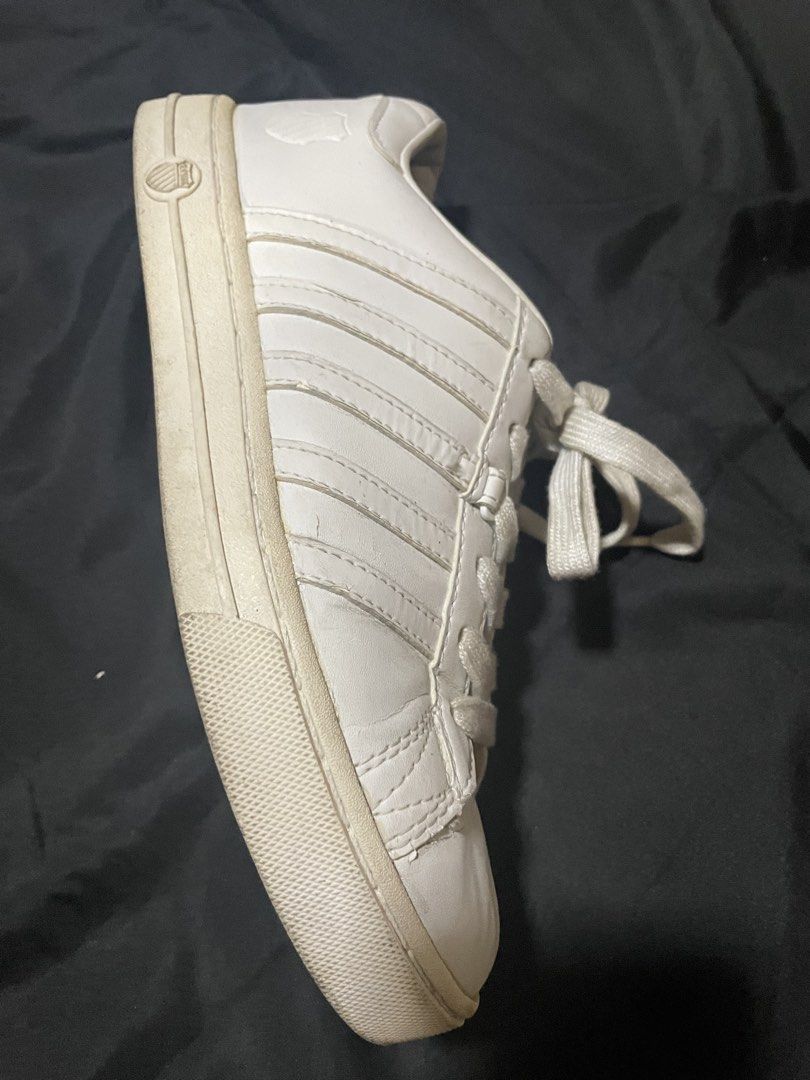 K-Swiss White Leather Sneakers (Category: Sneakers) located in Pateros City. Submitted by Saranghae (Listing ID 1465786431, Image 3). Description: ⏬️READ FIRST⏬️ - Brand: K-Swiss - Style: Classic white leather court sneakers - Features: Multiple side stripes, blue cushioned insoles, and durable rubber soles with great grip - Size US 7 - What you see is what you get - Price is fixed will not entertain low bailers - Mode of payment is Gcash Only - 