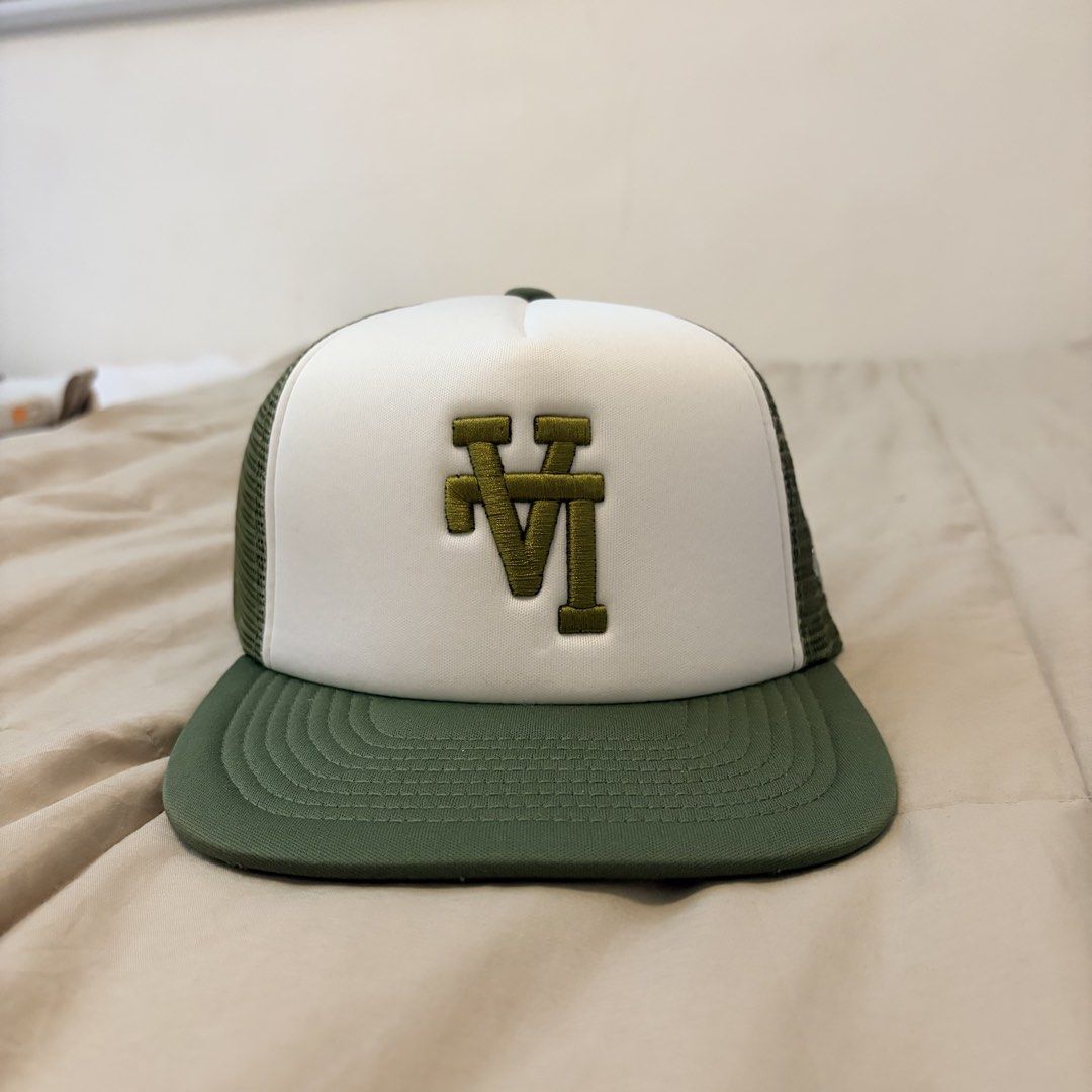 KTH-LA Reverse LA Trucker Cap (Category: Caps & Hats) located in San Jose. Submitted by porkjowls (Listing ID 1465928320, Image 2). Description: Like new, matagal lang na stock Authenticity not guaranteed.
