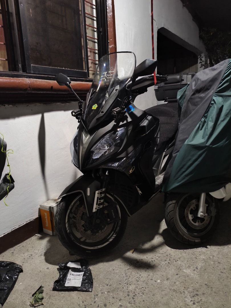 Kymco xciting 400cc (Category: Motorbikes for Sale) located in Caloocan City. Submitted by kl_selegna (Listing ID 1465871086, Image 3). Description: Kymco xciting 400cc 2017 Personal owned under my name Expressway legal 2 Rfid 2 keys with manual booklet Weekend bike tested long ride rizal to Baguio balikan within 1 day Maintenance done: -new belt @ 25k odo -cvt cleaned @ 26k odo -changeoils @ 26k odo -radiator flushed new coolant@ 25k odo -thrott