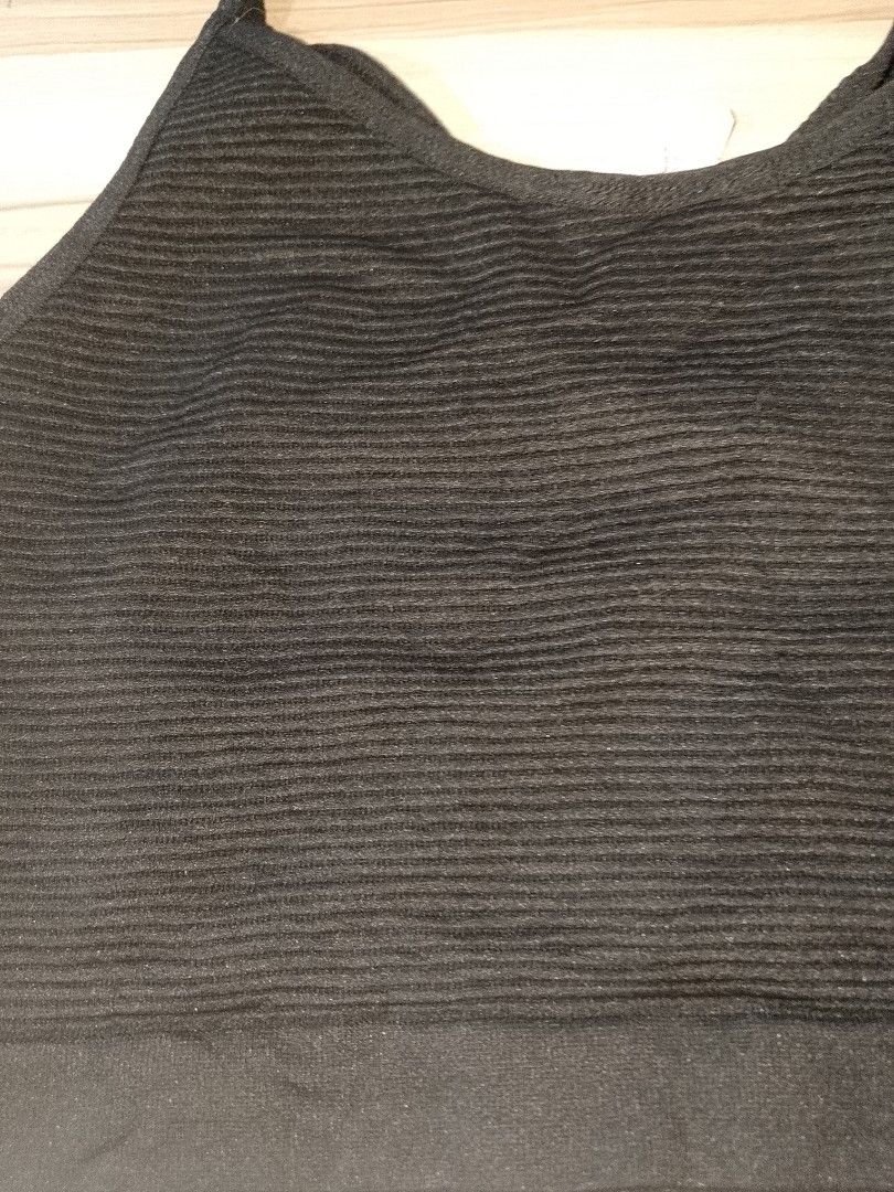 L: black horizontal ribbed bra no pads (Category: Undergarments & Loungewear) located in Manila. Submitted by truecrystal-1407 (Listing ID 1465947743, Image 3). Description: check measurement in photo.