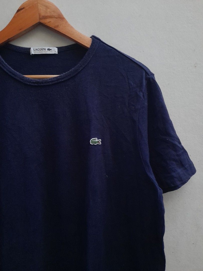 LACOSTE Basic Crew Neck Short-Sleeve Shirt (Category: Tshirts & Polo Shirts ) located in Iloilo. Submitted by mnky.bsns03 (Listing ID 1465886225, Image 3). Description: 9.5/10 Color rate No issues 28 Length 21 Widt.