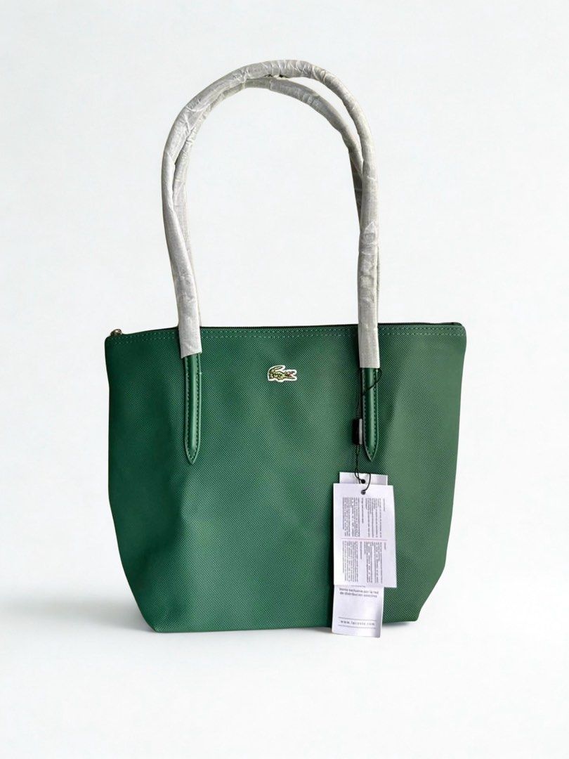 Lacoste Green Vertical Tote Bag (Category: Tote Bags) located in Mandaluyong City. Submitted by bayline999 (Listing ID 1465771878, Image 1). Description: .