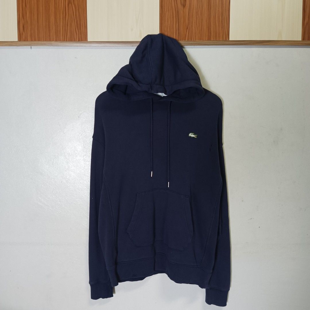 Lacoste Hoodie (Category: Coats, Jackets and Outerwear) located in Marawi City. Submitted by rajieeee (Listing ID 1465892259, Image 1). Description: SALE ‼️500 ONLY‼️ Very Good Condition Color rate 9.5/10 24 by 27 Authentic 💯 Issue : See last pic.