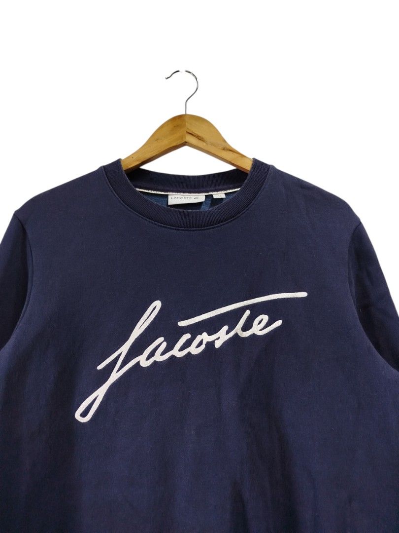 LACOSTE SCRIPT CREWNECK (Category: Coats, Jackets and Outerwear) located in Bayombong. Submitted by Gentlemans_ClosEt (Listing ID 1465803161, Image 2). Description: LACOSTE SCRIPT CREWNECK SIZE MEDIUM DIMES: W20 X L26 9.8/10 COLOR RATE EXCELLENT CONDITION NO ISSUES.