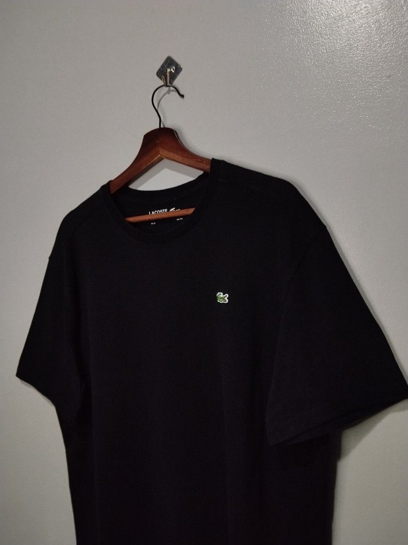 Lacoste Sport T-shirt (Category: Tshirts & Polo Shirts ) located in Bago City. Submitted by gent.ly.getup (Listing ID 1465855577, Image 2). Description: very good to excellent condition no issue xl on tag 23.5 by 29.5 9.3/10 color rate.