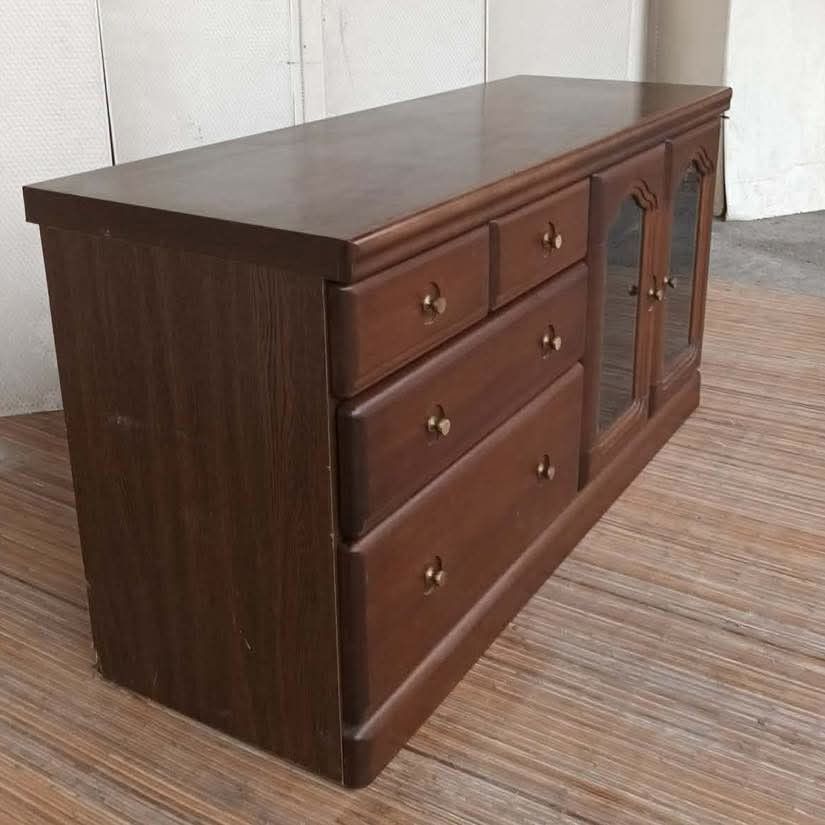 Lateral Drawer (Category: Shelves, Cabinets & Racks) located in Meycauayan. Submitted by marygracecasimiro (Listing ID 1465786622, Image 3). Description: Lateral Drawer / Cabinet TV Console Good for 50” L47 x W16.5 x H24 Price: 7,900💚 Sale:5,900🩷.