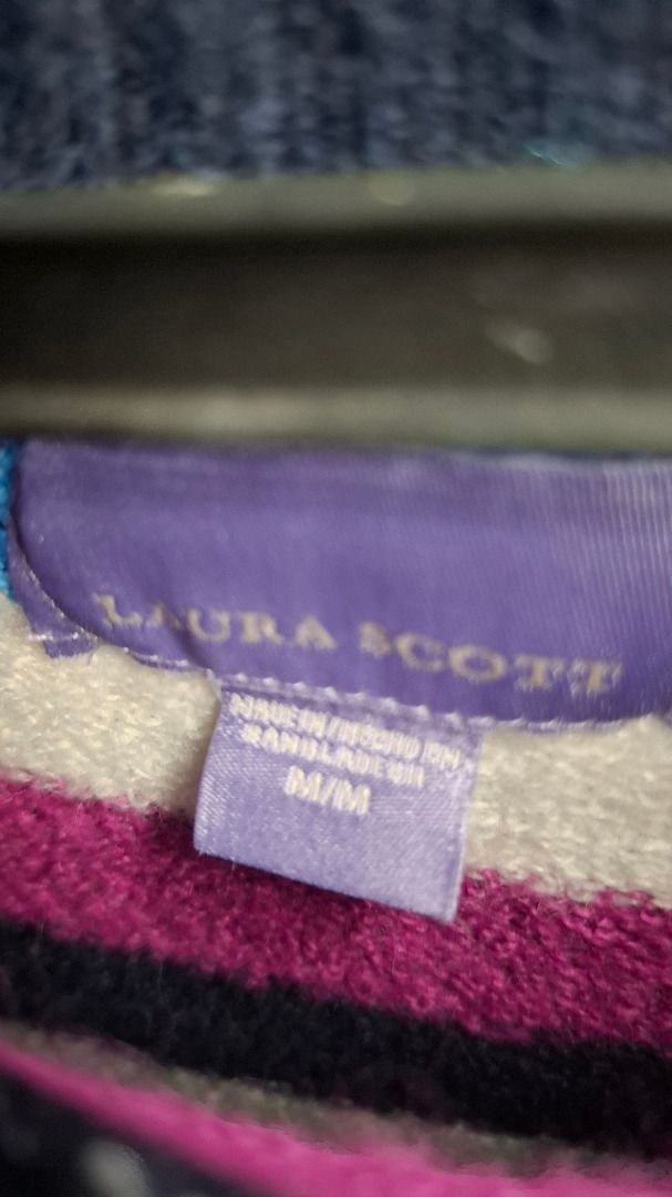 Laura Scott Multi-stripe Crewneck Sweater (Category: Longsleeves) located in Rodriguez. Submitted by cvlon (Listing ID 1465926723, Image 3). Description: - Can send more pics if interested - Pag madami kukunin auto discount (Pwede sa ibang damit basta nakapost sa account ko) - DM FOR INQUIRIES and EXACT MEASUREMENT FOR SIZES - Loc: Rodriguez, Rizal - MOP: Cash on Pickup/Gcash/MariBank/GoTyme - Shipping: J&T/Lalamove.