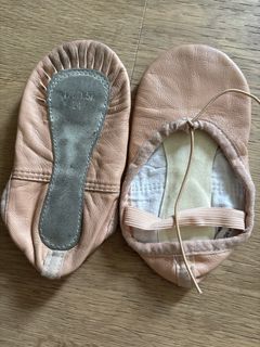 (Category: ) located in . Submitted by stitchandthings (Listing ID 1465830788, Image 1). Description: .
