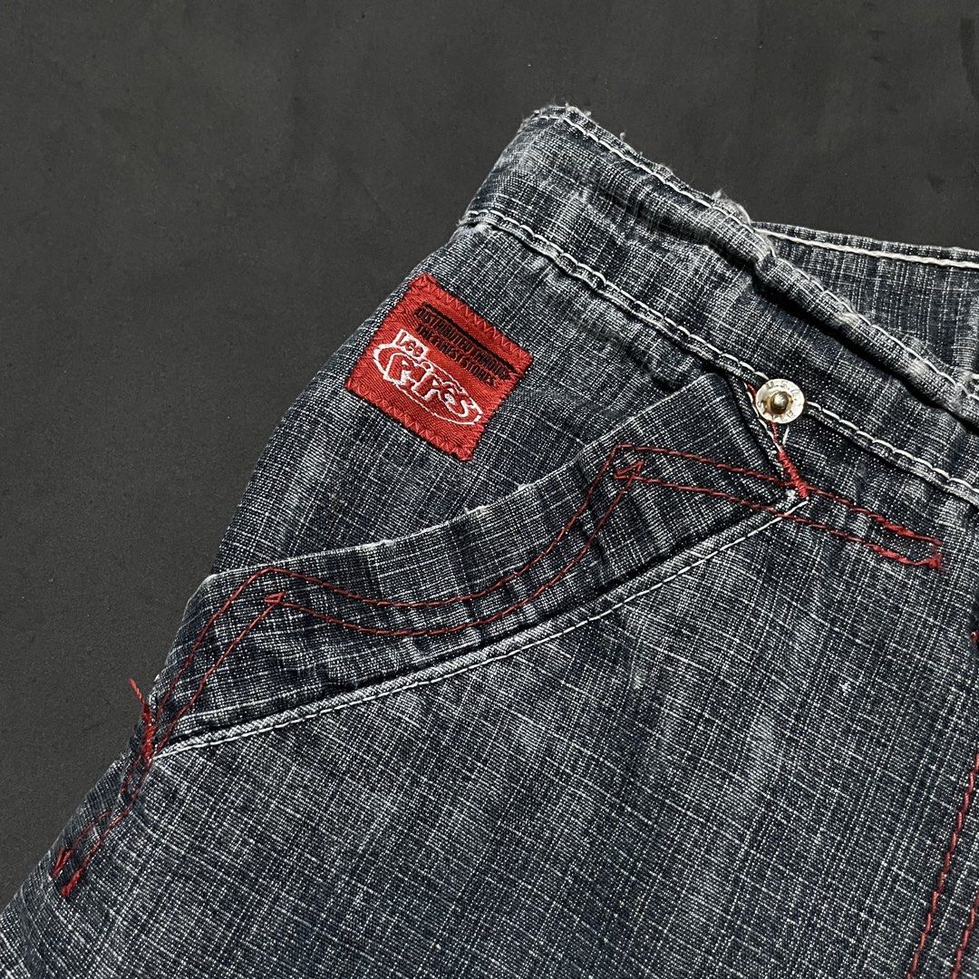 Lee Pipes Distressed Jorts (Category: Shorts) located in Manila. Submitted by bloodripsx (Listing ID 1465928949, Image 3). Description: .