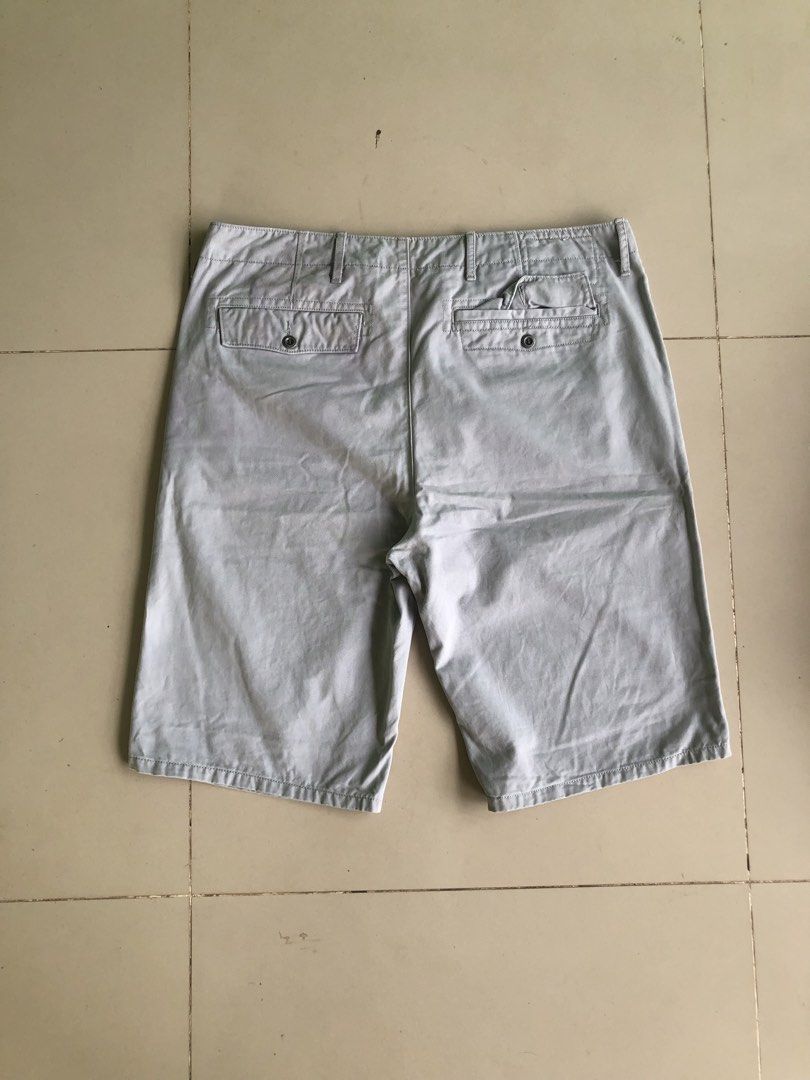 Levi Strauss & Co. grey chino shorts (Category: Shorts) located in Cagayan de Oro. Submitted by leklekthrift (Listing ID 1465889139, Image 1). Description: - Brand: Levi Strauss & Co. - Color: Versatile Grey - Material: Durable cotton blend for everyday comfort - Closure: Classic button fly - Pockets: Dual back pockets with secure button flaps - Details: Interior branded fabric patch at the waistband - Condition: Excellent, great for casual wear 