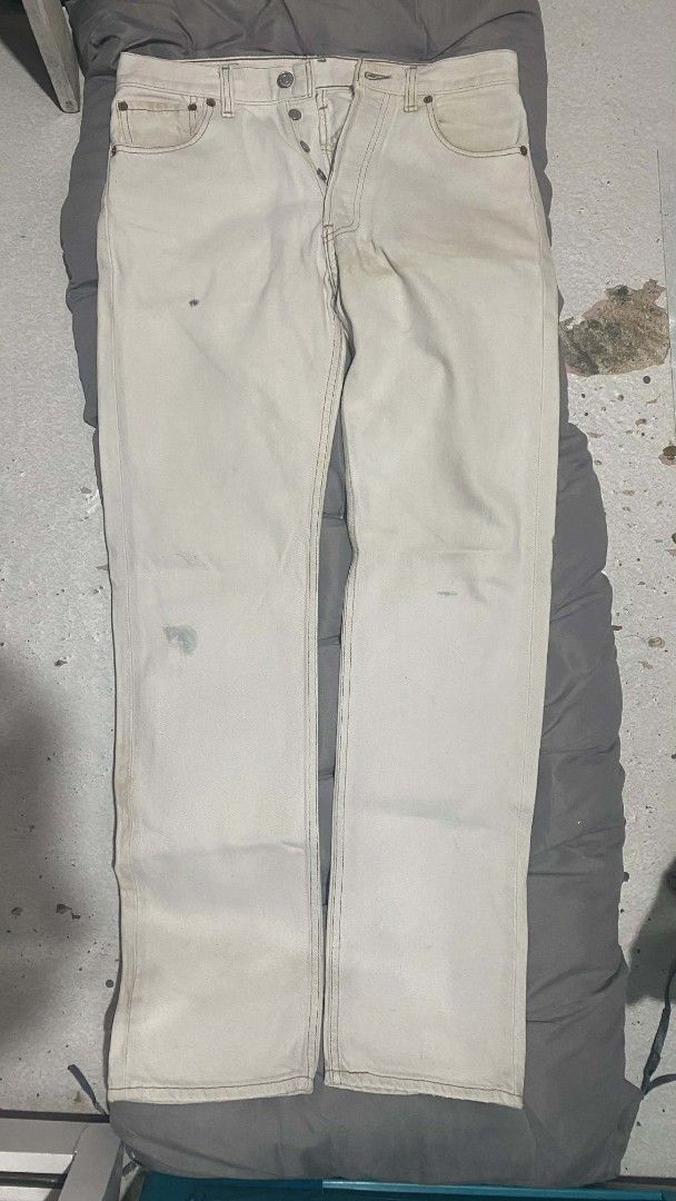 Levi's 501 Made in Canada Original Fit (Button Fly) W30 L32 (Category: Jeans) located in Manila. Submitted by red09845 (Listing ID 1465786521, Image 1). Description: Authentic vintage Levi's 501 straight-leg jeans in a rare white colorway with a classic button fly. • Size: W30 L32 • Fit: Original 501 straight fit • Details: 100% cotton, Made in Canada. Classic button fly hardware. • Condition: Pre-owned, clean look overall. Great for streetwear o
