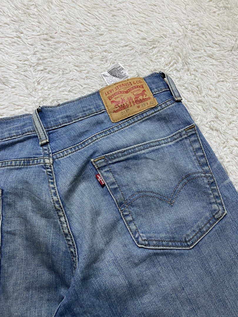 Levis 511 (Category: Jeans) located in Cavite. Submitted by nld_thrift (Listing ID 1465906540, Image 2). Description: Levis 511 W33 On tag (34 actual) L 41.5 (Laylayan) LO: 7 Made In Egypt 98% Cotton 2% Elastane IN GOOD CONDITION My Price Or Counter offer No refund/ no return, ask before buy, all sales are final. IF YOU ARE IN DOUBT ABOUT ANY DETAILS OF THE ITEM YOU’RE PURCHASING PLEASE FEEL FREE TO CONTACT US .