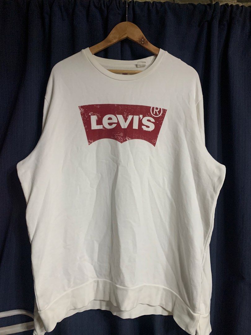LEVIS “OG LOGO” SWEATSHIRT (Category: Hoodies) located in Cavite. Submitted by aronthrift_ (Listing ID 1465932997, Image 1). Description: LEVIS “OG LOGO”SWEATSHIRT SIZE: LARGE ON TAG LENGTH: 31.5 INCH WIDTH: 25 INCH SLEEVE: 28.5 INCH COMPLETE TAGS GOOD AS NEW CONDITION NO ISSUE COLOR RATE: 10/10 LOCATION: IMUS CAVITE PM FOR MORE INFO📩.