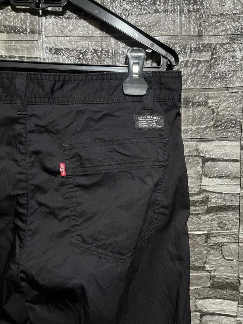 Levi’s Strauss Chino Pants (Category: Chinos) located in Manila. Submitted by flex_curation (Listing ID 1465927662, Image 3). Description: 33W 41L 7Hem IN VERY GOOD CONDITION BACOOR CAVITE LOC.
