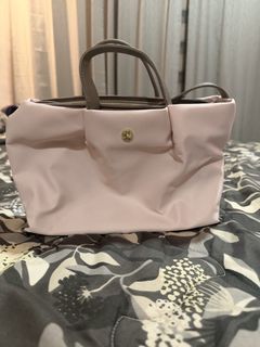 (Category: ) located in . Submitted by anythingluxe (Listing ID 1465912641, Image 1). Description: .