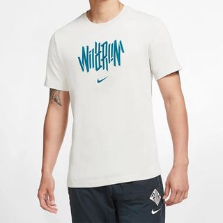 (Category: ) located in . Submitted by ljay.thriftedfinds (Listing ID 1465816167, Image 1). Description: .