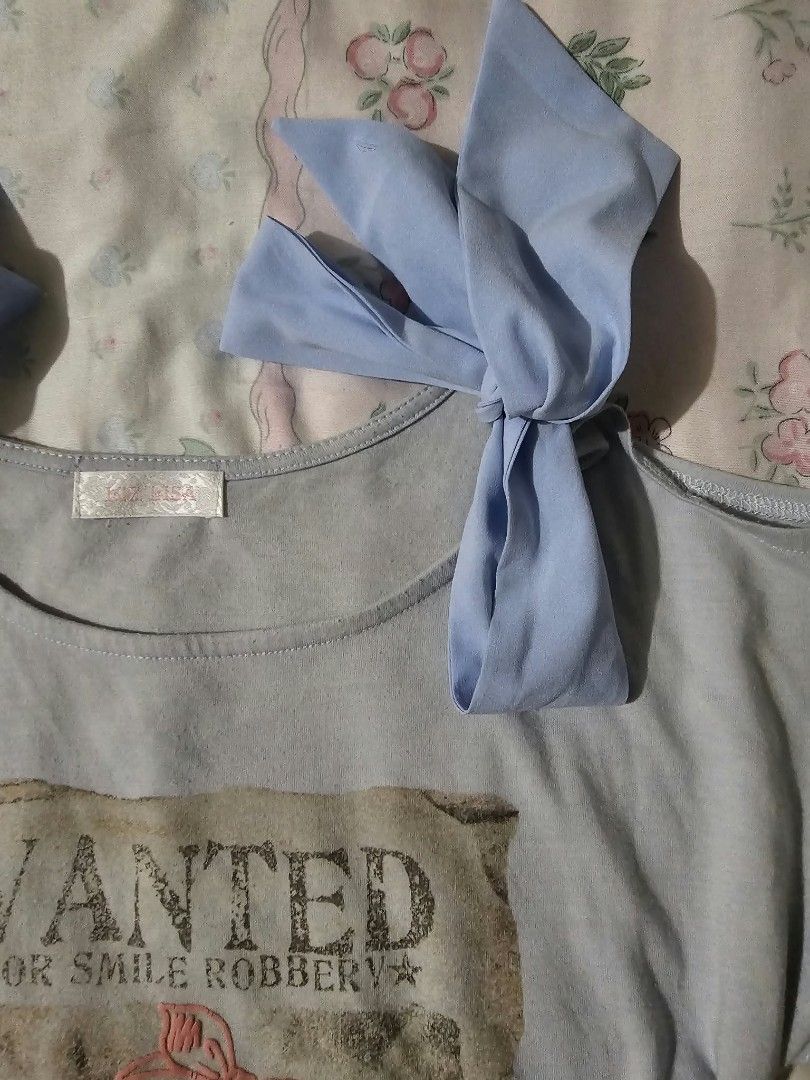 Liz lisa self tie blue ribbon (Category: Shirts) located in La Trinidad. Submitted by dani_elle080 (Listing ID 1465918168, Image 3). Description: it's cute, you can tie the shoulders.