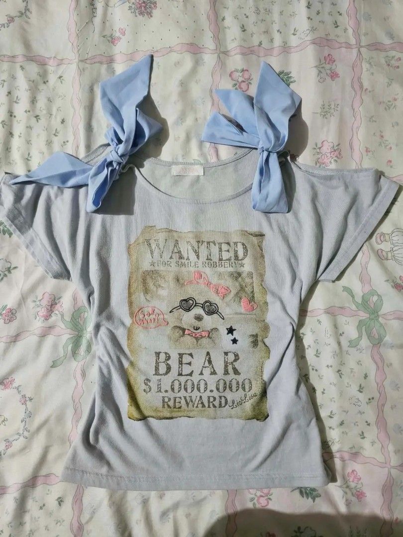 Liz lisa self tie blue ribbon (Category: Shirts) located in La Trinidad. Submitted by dani_elle080 (Listing ID 1465918168, Image 1). Description: it's cute, you can tie the shoulders.