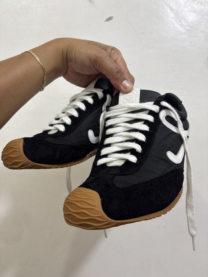 Loewe Mens Ballet Runner 2.0 (Category: Sneakers & Footwear) located in Taytay. Submitted by leanmark103093 (Listing ID 1465787838, Image 2). Description: L0€W€ Mens Ballet Runner 2.0 Nylon & Calfskin Sneaker Size 42 on tag 27Cm insole 28.5Cm outsole Excellent Condition No issue 📩📩📩📩.