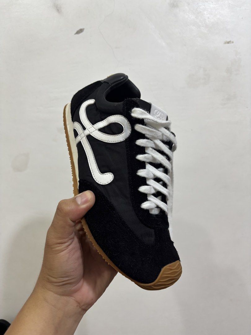 Loewe Mens Ballet Runner 2.0 (Category: Sneakers & Footwear) located in Taytay. Submitted by leanmark103093 (Listing ID 1465787838, Image 3). Description: L0€W€ Mens Ballet Runner 2.0 Nylon & Calfskin Sneaker Size 42 on tag 27Cm insole 28.5Cm outsole Excellent Condition No issue 📩📩📩📩.