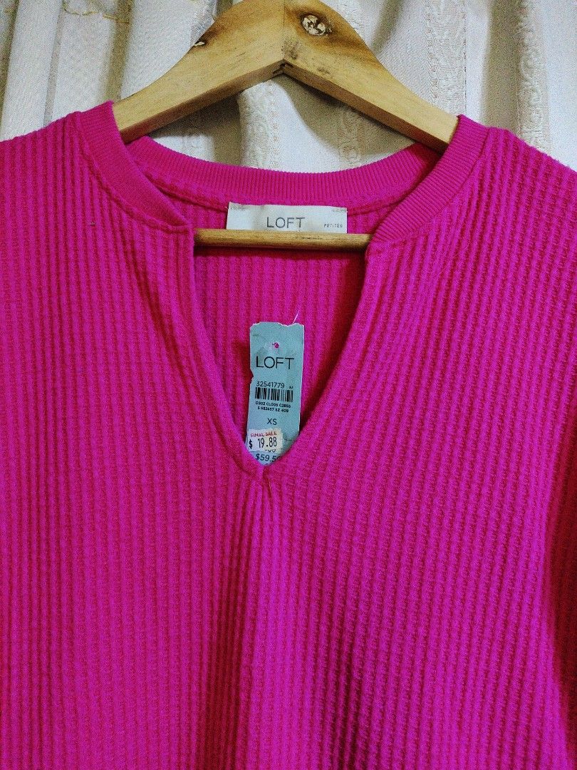 LOFT Waffle knit sweater - Pink- Small (Category: Coats, Jackets and Outerwear) located in Baguio. Submitted by pisces_beattidue23 (Listing ID 1465791481, Image 2). Description: .