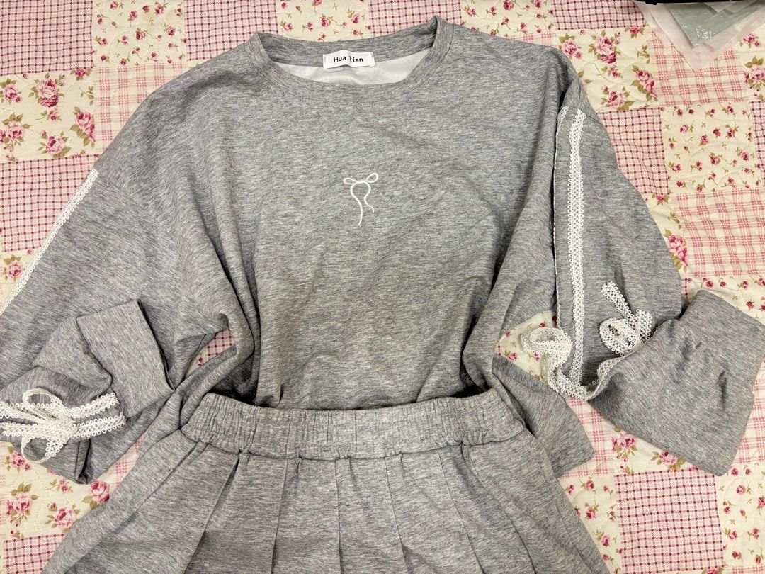 Long sleeve and skirt terno (Category: Sets or Coordinates) located in Manila. Submitted by andycluttr (Listing ID 1465916739, Image 2). Description: could fit size s-m.