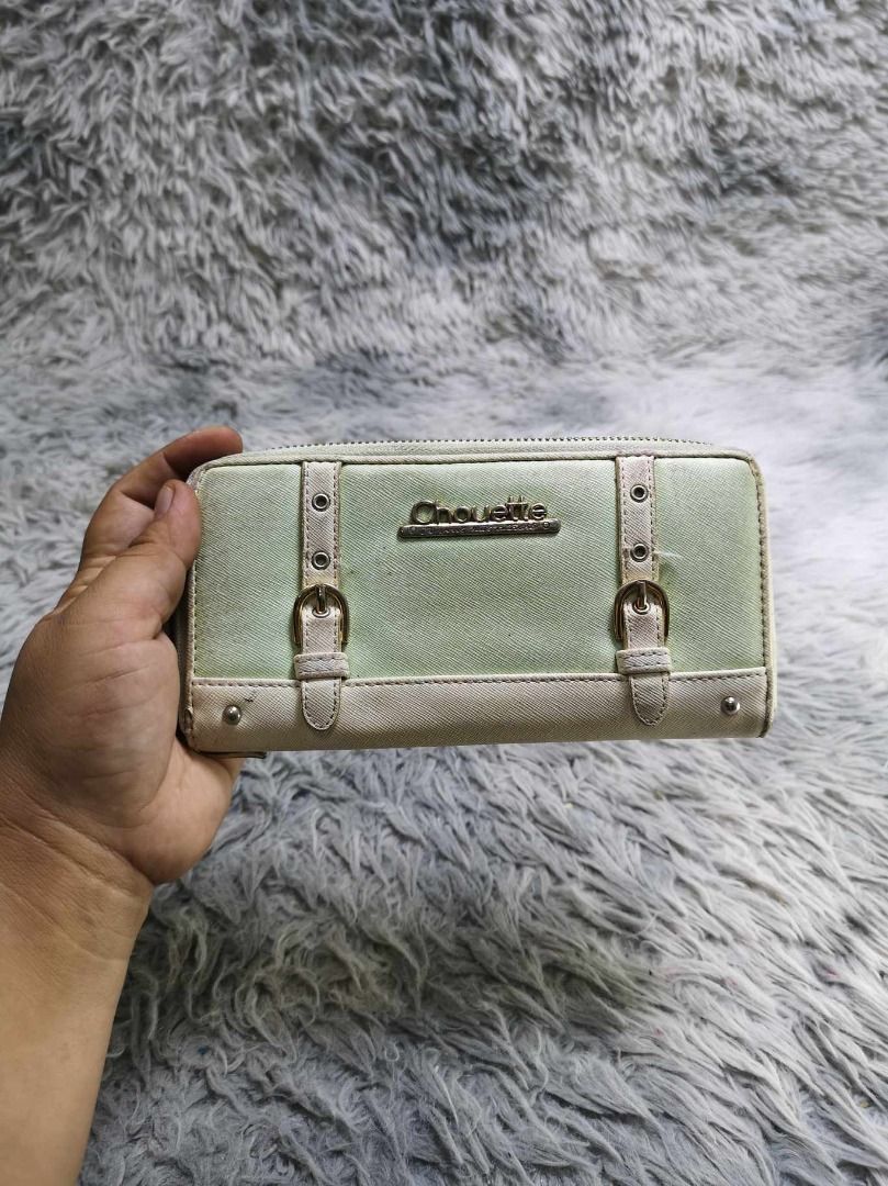 Long Zip Around Wallet With Dual Decorative Buckle Strap (Category: Wallets & Card holders) located in Santa Cruz. Submitted by jmy_surplus.2 (Listing ID 1465880899, Image 2). Description: Size ; L- 4.4 W - 8.2 Color ; Cream Type ; Wallet Brand ; No brand Material ; Leather Style ; Zipper Closure Long Wallet With Coin Compartment LR 129 JMY 5 Batch #224.
