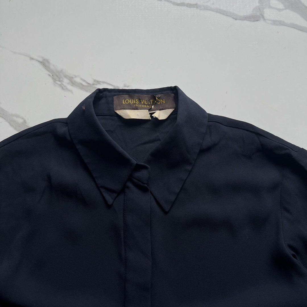 Louis Vuitton (Category: Luxury Apparel) located in Lucena. Submitted by RAGGGGSSSS (Listing ID 1465890035, Image 2). Description: Louis vuitton uniforme Size 36 on Tag 26x18 Verygood Condition Authentic No major issue.