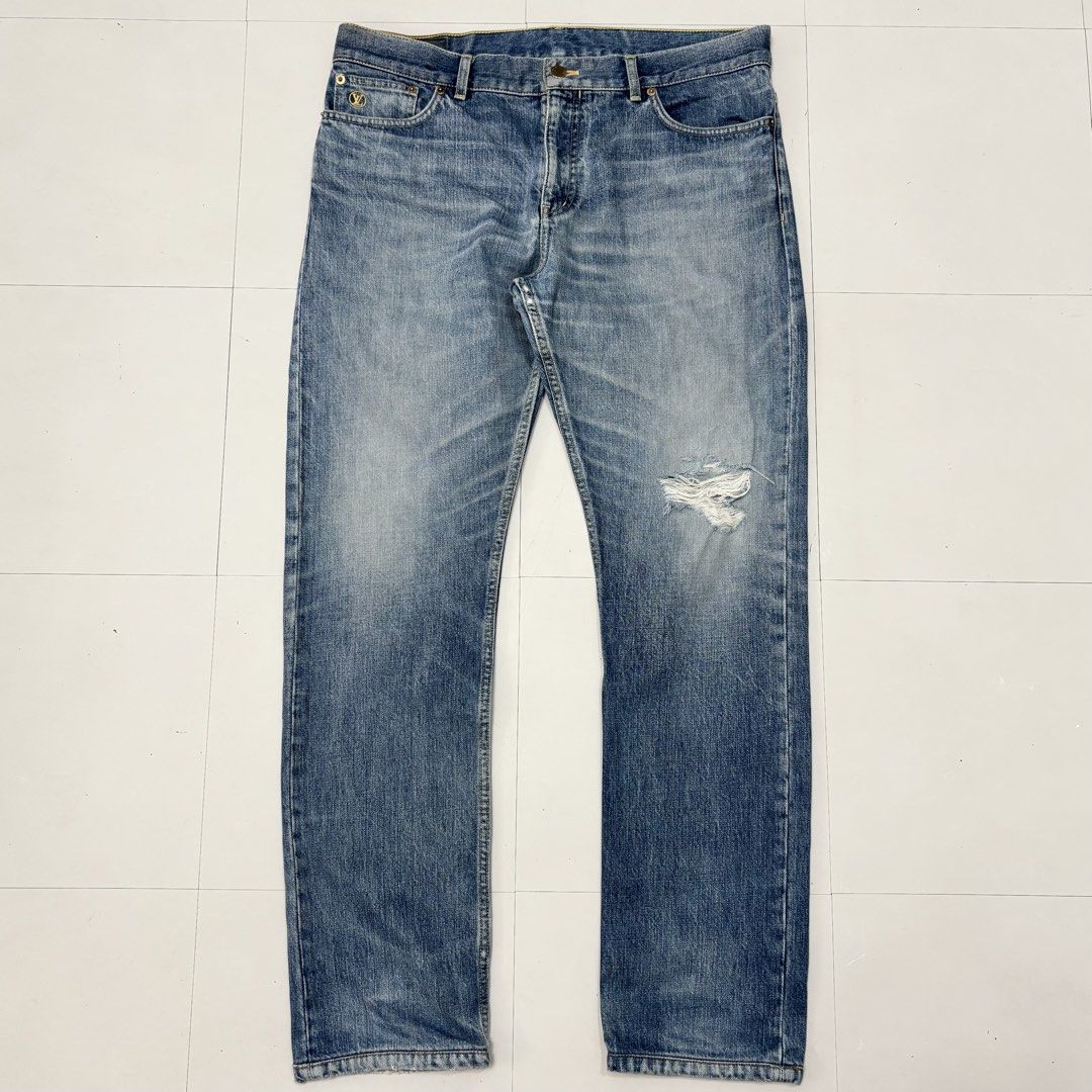 Louis Vuitton Distressed Jeans (Category: Jeans) located in Makati City. Submitted by bzspr (Listing ID 1465872957, Image 1). Description: Louis Vuitton Distressed Jeans Waist 36-37 inches Length 41.5 inches Leg Opening 7.5 inches Authentic Flaw: No zipper puller; zipper still working Bleed on brand tab at the back.
