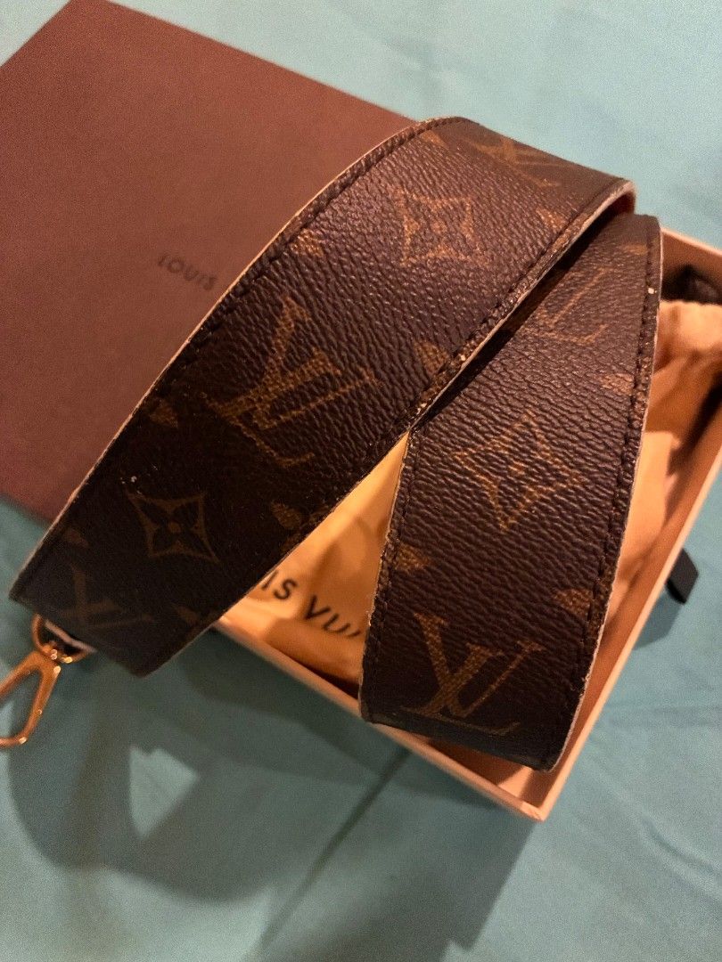Louis Vuitton Monogram Orange Leather Bag Strap (Category: Luxury Bags & Wallets) located in Cebu City. Submitted by beagles30 (Listing ID 1464605240, Image 1). Description: - Authentic Louis Vuitton strap - Gold hardware with a convenient swivel clasp - Made in Spain - Comes with original Louis Vuitton box and dust bag - Perfect for personalizing your favorite bag 16,000 pesos.
