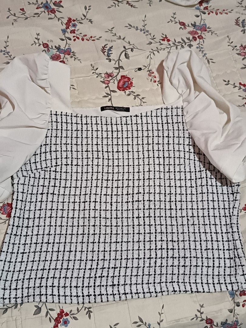 LOVITO TWEED BLOUSE (Category: Blouses) located in Taguig. Submitted by shop.etherealph (Listing ID 1465893437, Image 1). Description: Lovito Tweed top Used twice only in Very good condition maliit kase sa braso kaya hindi na masuot.