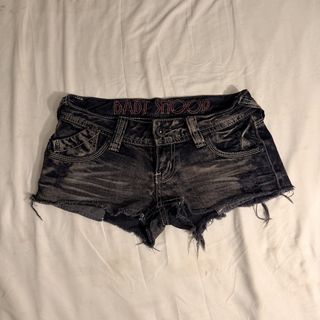 (Category: ) located in . Submitted by elsadmea (Listing ID 1465925020, Image 1). Description: .